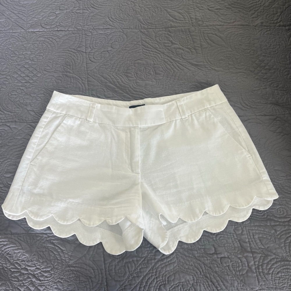 J. Crew Factory White Scalloped Shorts Size 4